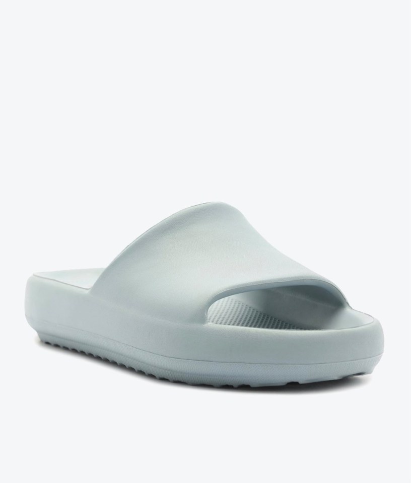 Chinelo nuvem azul